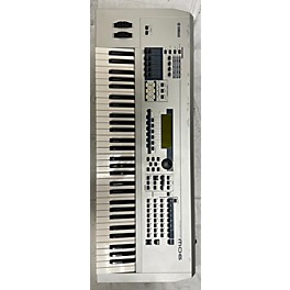 Used Yamaha MO6 61 Key Keyboard Workstation