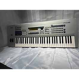 Used Yamaha MO6 61 Key Keyboard Workstation