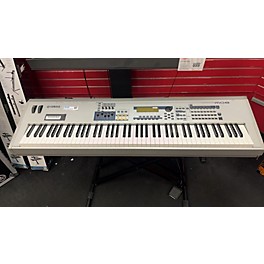 Used Yamaha MO8 88 Key Keyboard Workstation