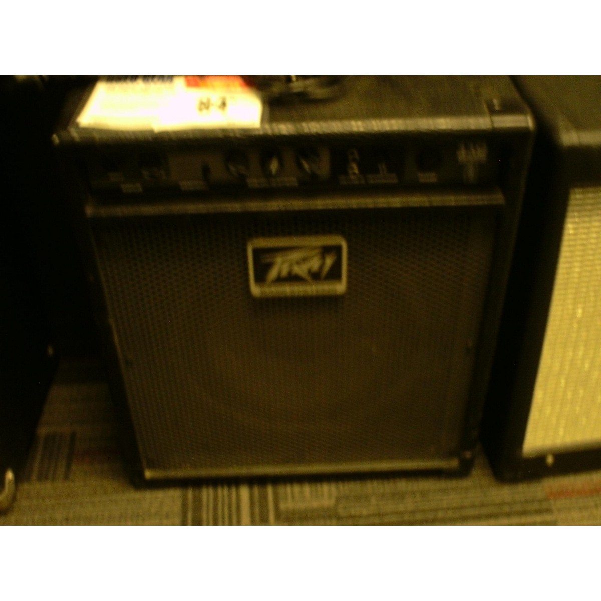 Used Peavey Max 110 20W 1x10 Bass Combo Amp Guitar Center