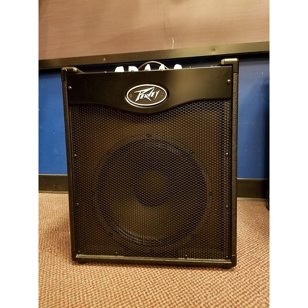 Used Peavey Max 112 35W 1x12 Bass Combo Amp Guitar Center
