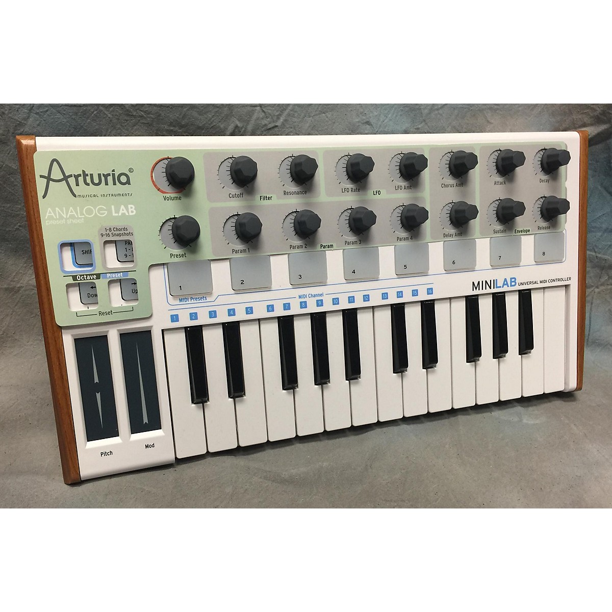 arturia analog lab universal midi controller