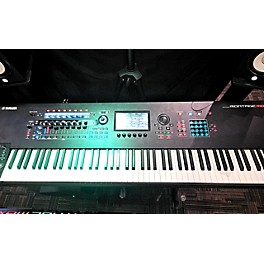 Used Yamaha Montage M8x Keyboard Workstation