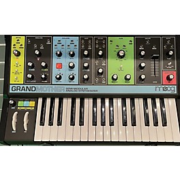 Used Moog Moog Grandmother 32-Key Semi-Modular Analog Synthesizer Synthesizer