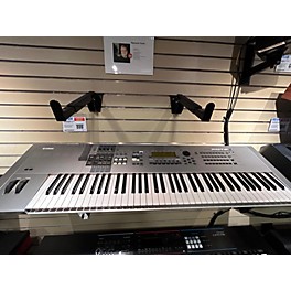 Used Yamaha Motif 7 76 Key Keyboard Workstation