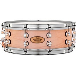 Pearl Music City Custom Solid Shell Snare Maple in Hand-Rubbed Natural Finish 14 x 5 in.