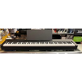 Used Yamaha P 143 Digital Piano