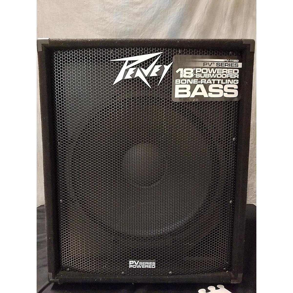 Used Peavey PV118D Powered Subwoofer Guitar Center