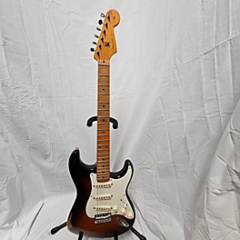 Used Fender Road Worn 1960S Stratocaster Solid Body Electric Guitar
