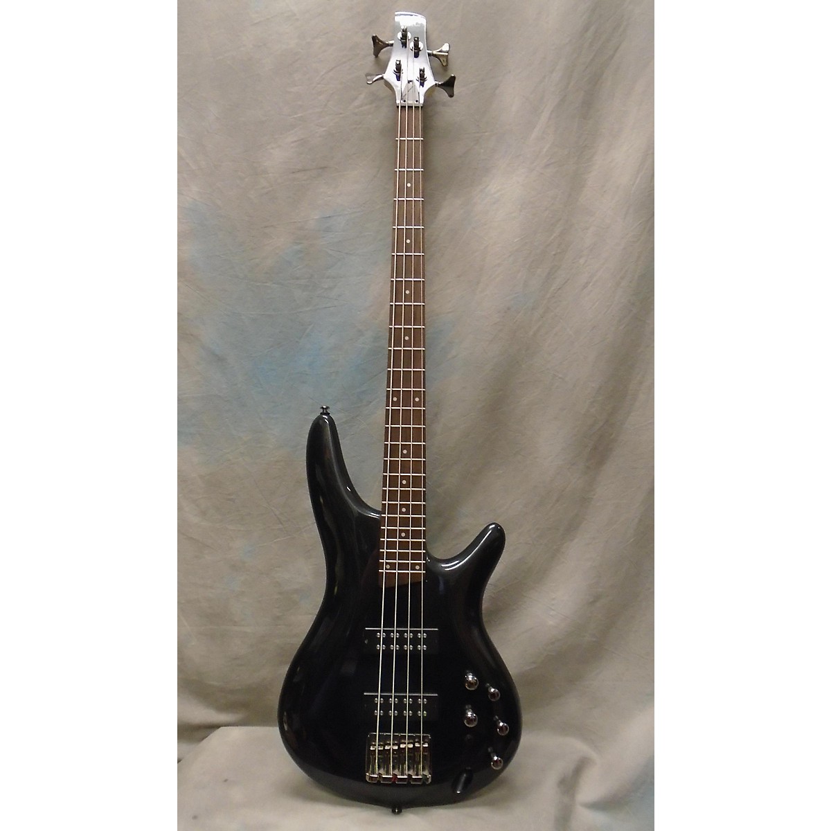 Used Ibanez SR300 Electric Bass Guitar | Guitar Center