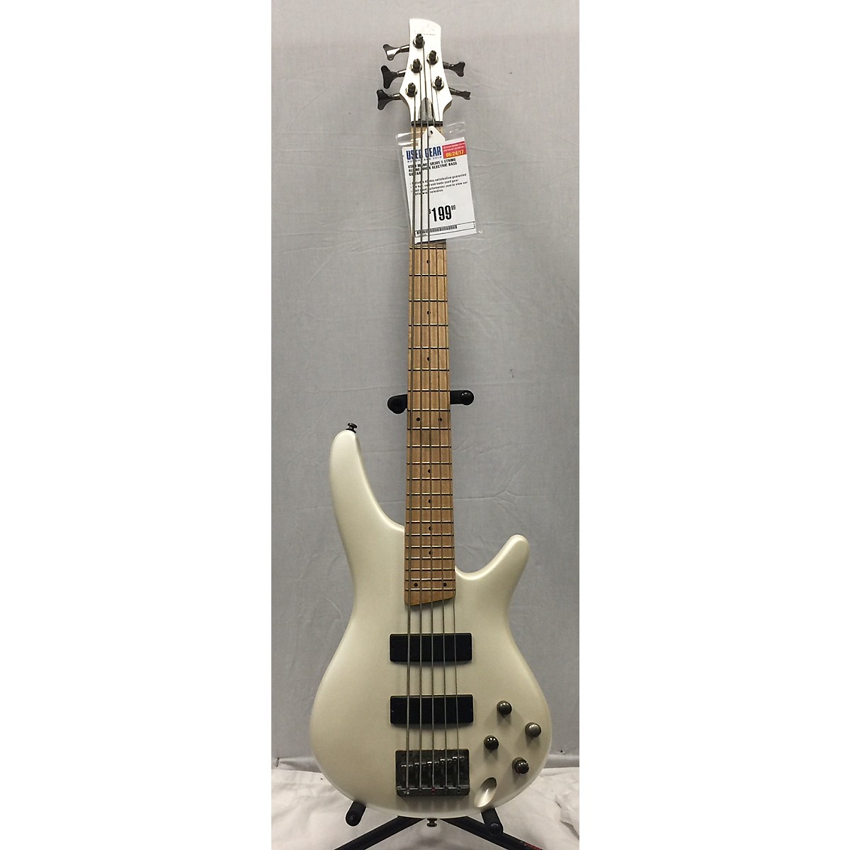 Used Ibanez Sr305 5 String Electric Bass Guitar Guitar Center