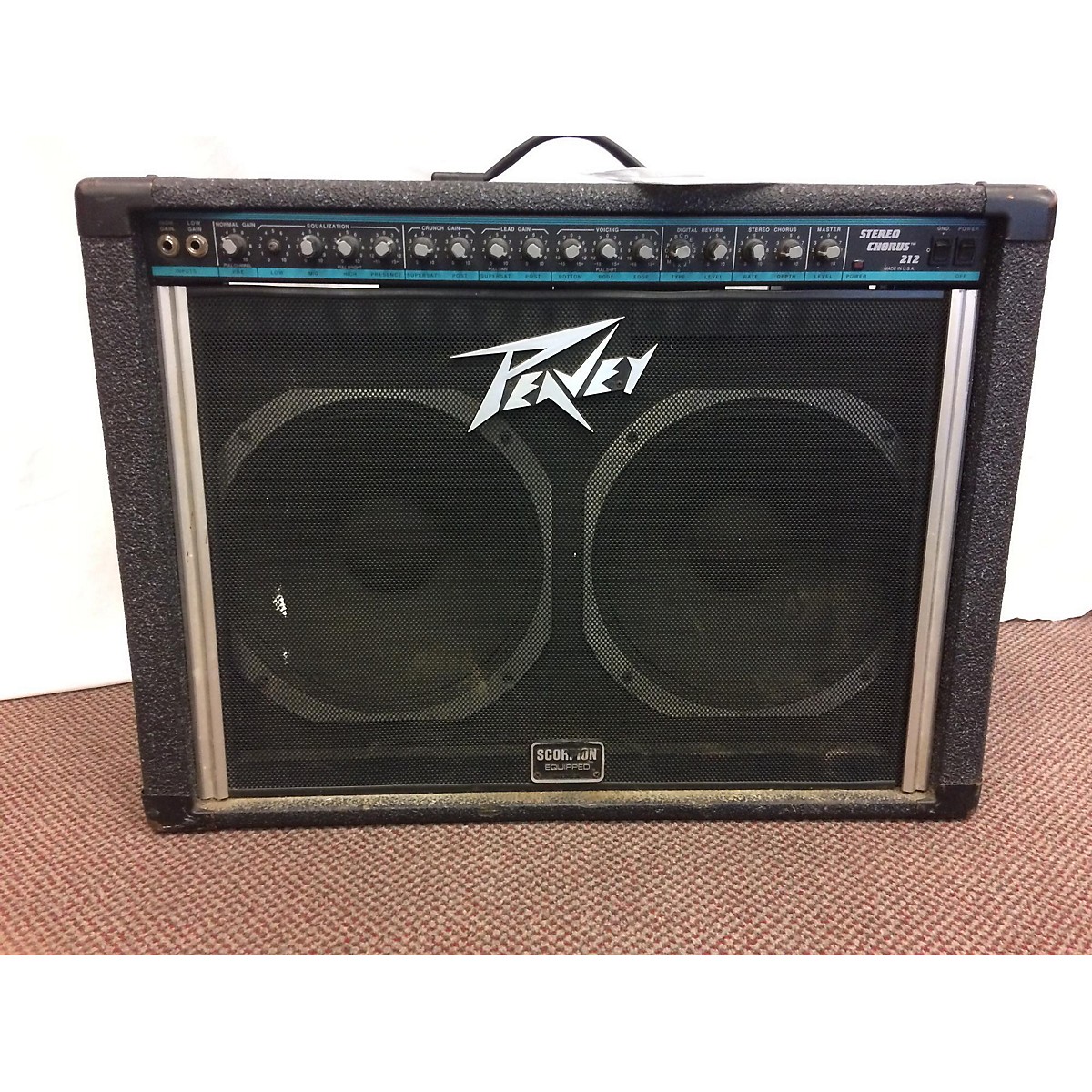 Used Peavey Stereo Chorus 212 Guitar Combo Amp | Guitar Center