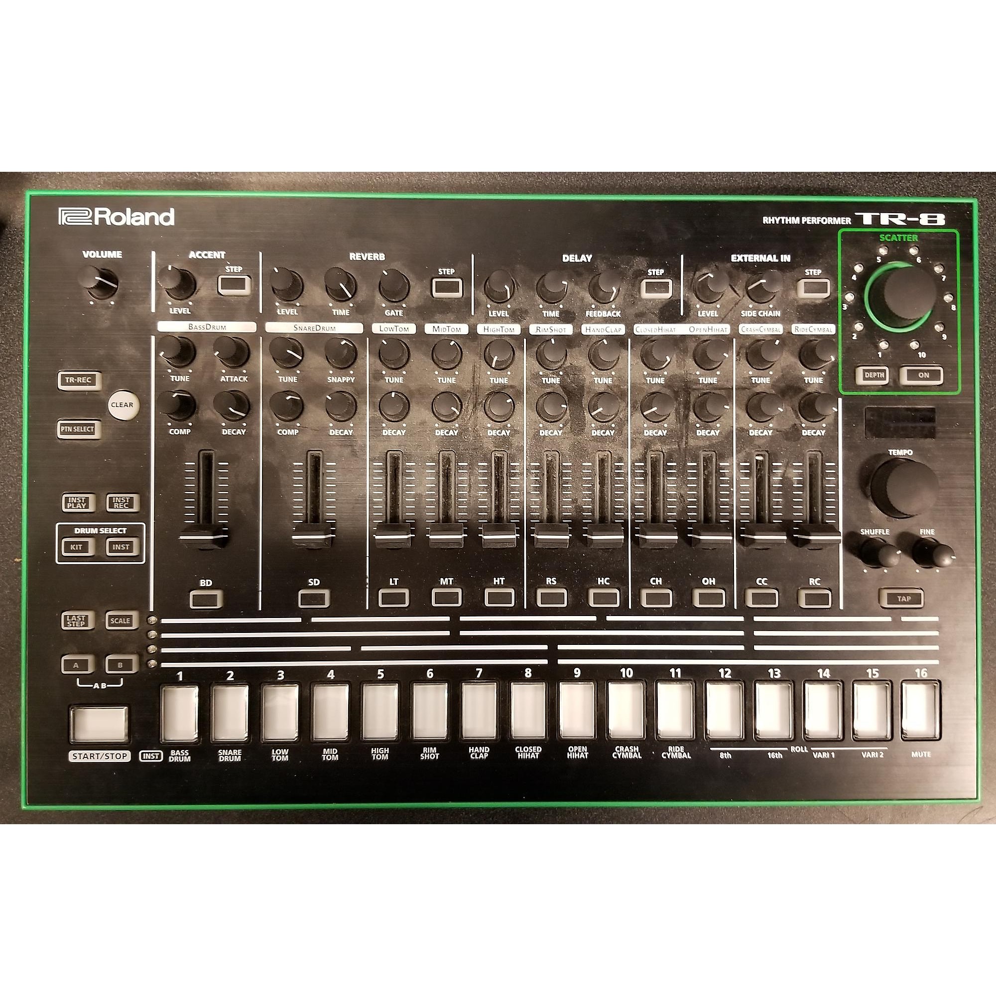 Used Roland TR8 Drum Machine Guitar Center
