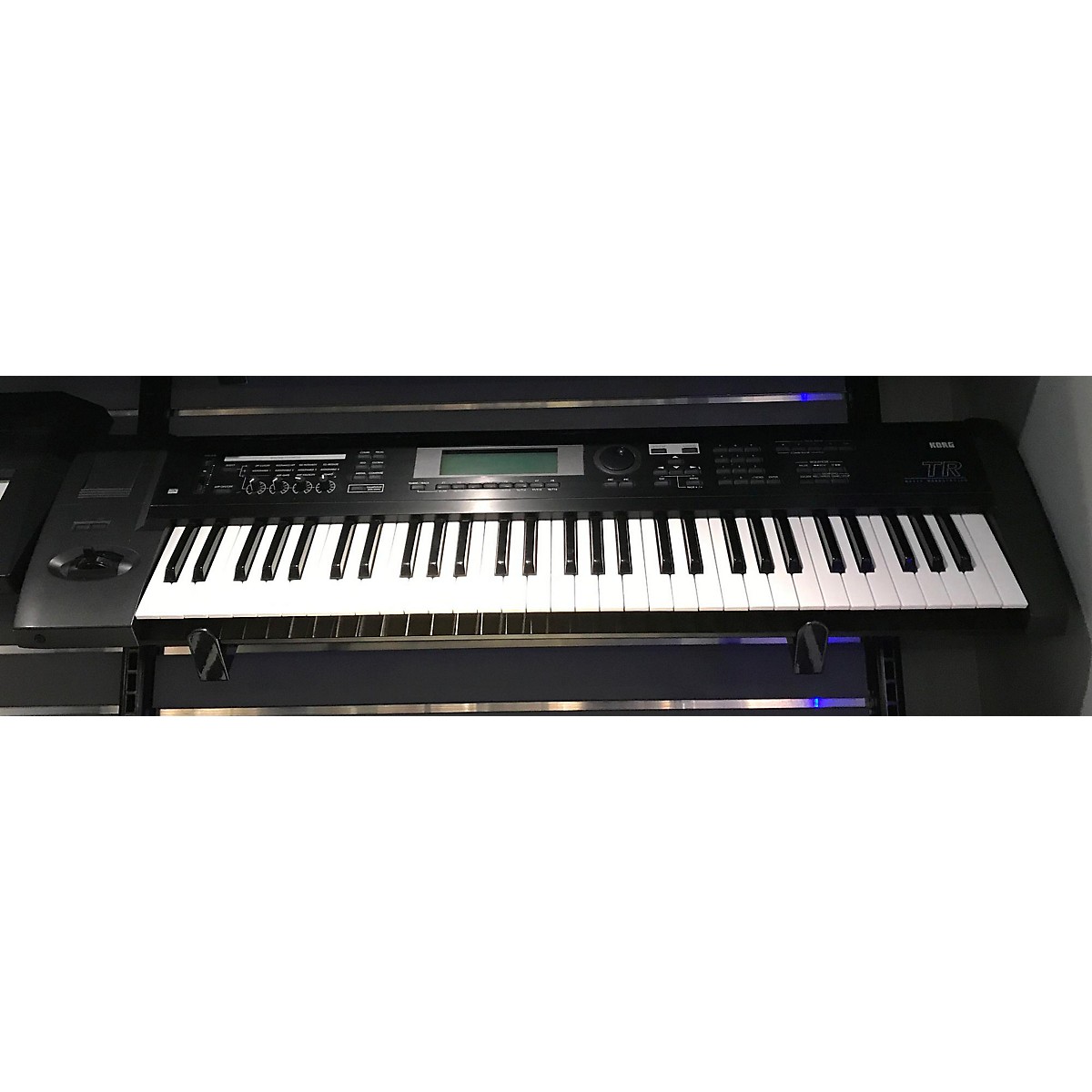 Used Korg TR Music  Workstation  61 Keyboard  Workstation  