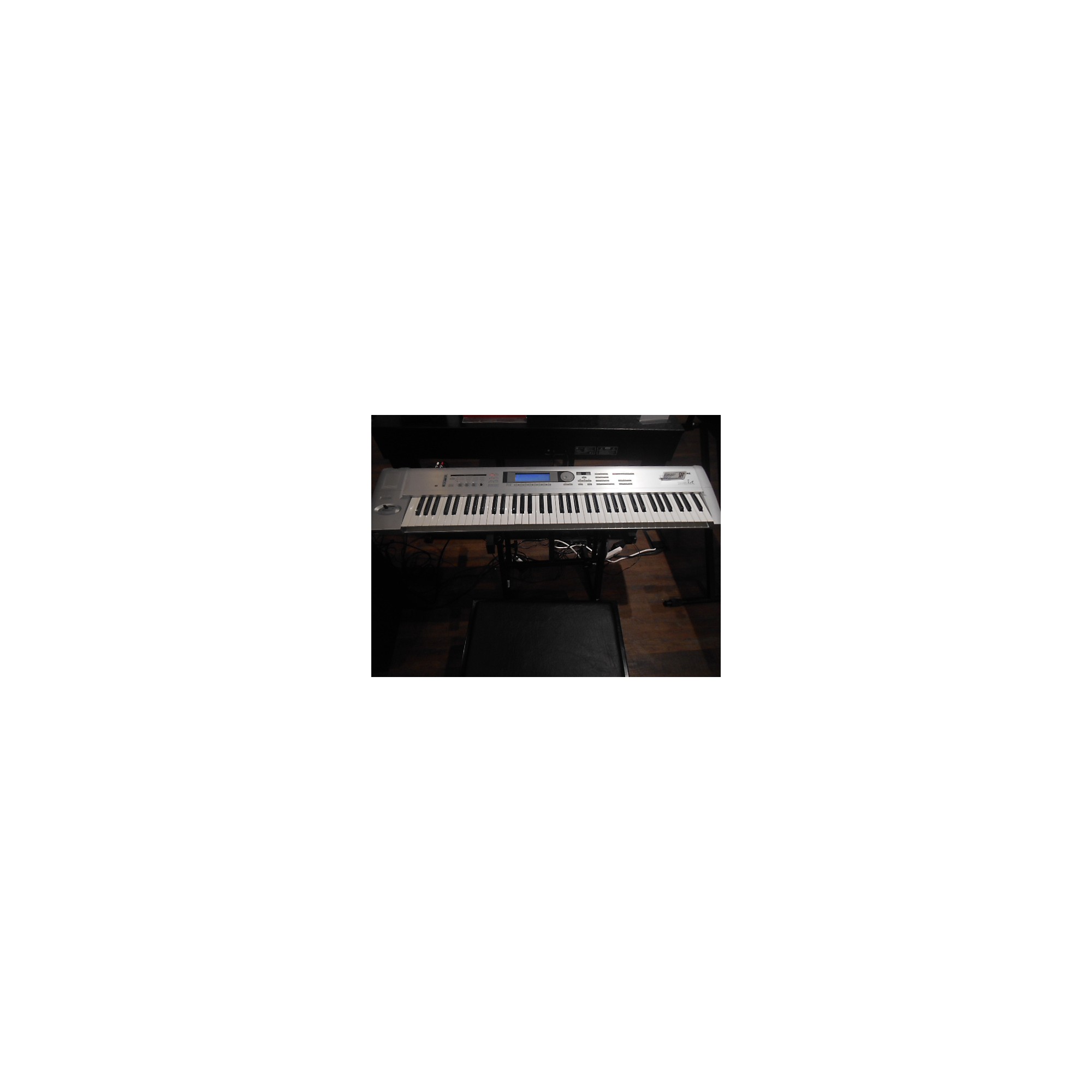 Used Triton Le Keyboard Workstation Guitar Center