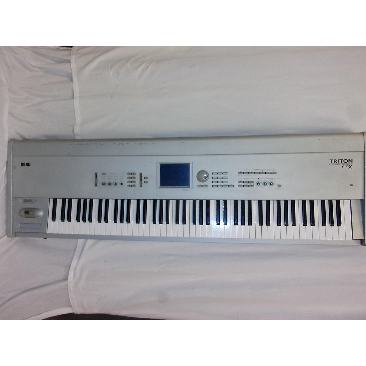 Used Triton Pro X 88 Key Keyboard Workstation Guitar Center