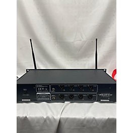 Used VocoPro UHF-8800 W/ 5 Wireless Mics Handheld Wireless System