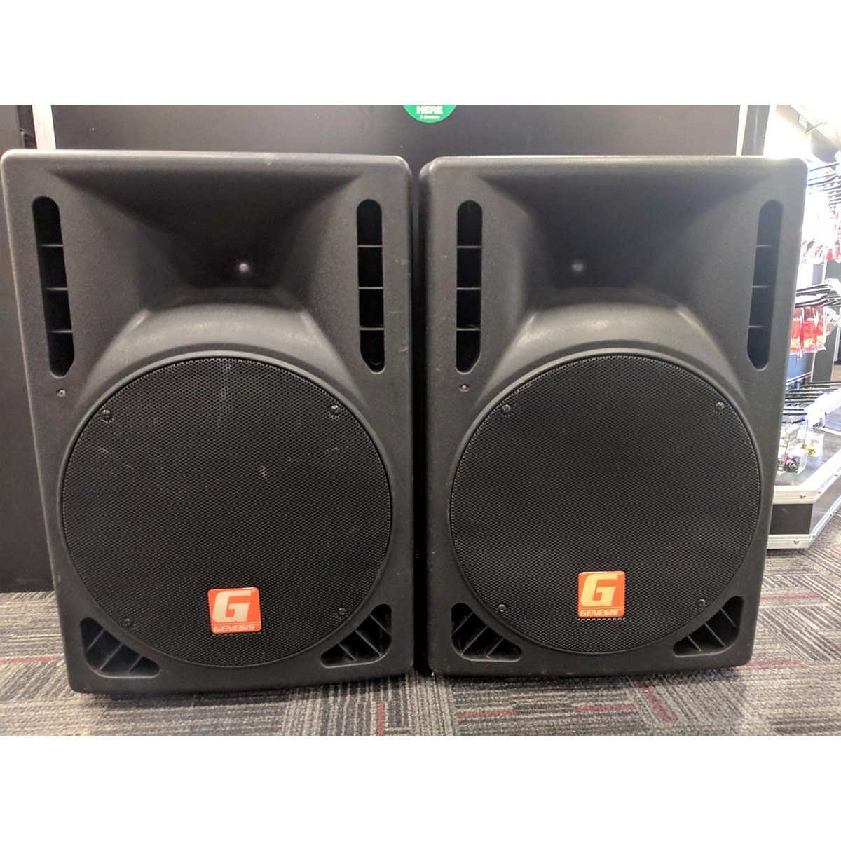 guitar center used powered speakers