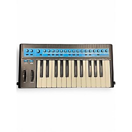 Used Novation bass station 1 Synthesizer