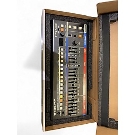 Used Roland JU-06A Synthesizer