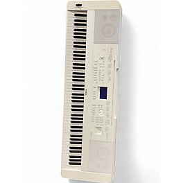 Used Yamaha DGX660 Portable Keyboard