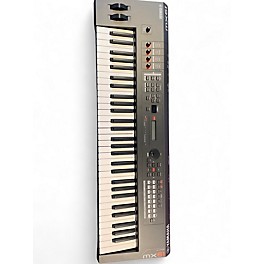 Used Yamaha MX61 61 Key Keyboard Workstation