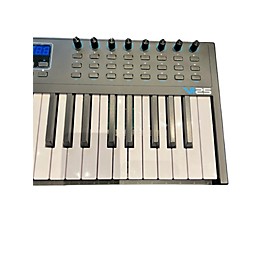 Used Alesis VI25 25 Key MIDI Controller