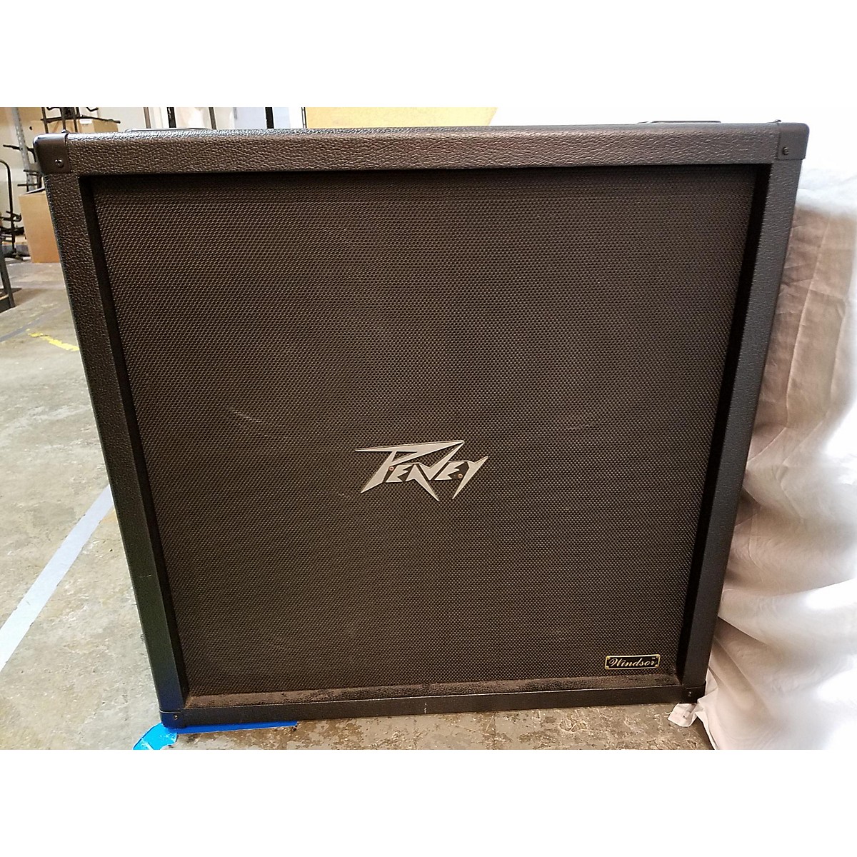 Used Peavey WINDSOR 4X12 Guitar Cabinet | Guitar Center